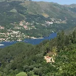 Holiday home Casa De Casarelhos Al- T2 - Ac - Terraco - Bbq - 