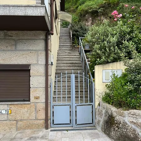 Casa De Casarelhos Al T2 - - Lareira Com Recuperador De Calor - Lenha Casa de Férias Gerês