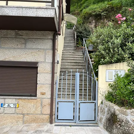 Casa De Casarelhos T2 Com Lareira - Ac - 