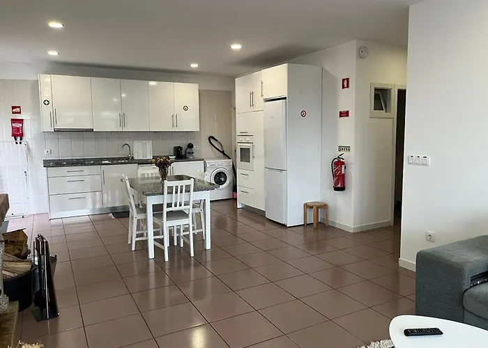 Casa De Casarelhos T2 Com Lareira - Ac - 