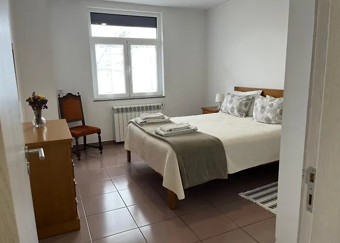 Dom wakacyjny Casa De Casarelhos T2 Com Lareira - Ac - 