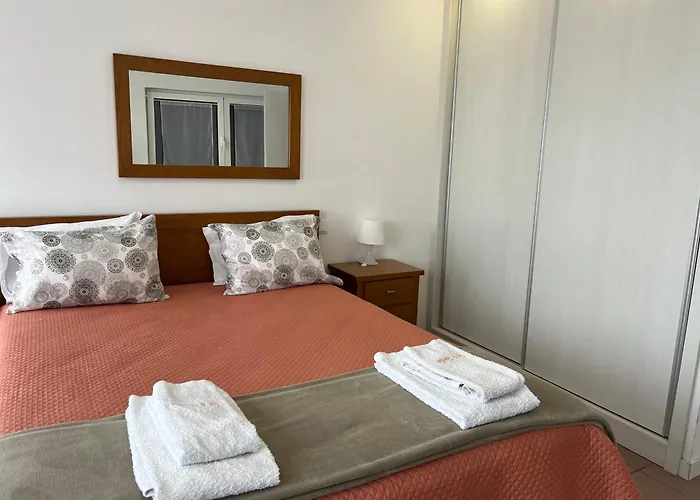 Dom wakacyjny Casa De Casarelhos T2 Com Lareira - Ac - 